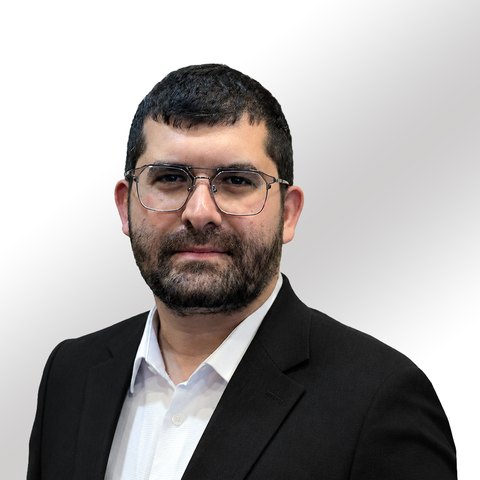 Abdullah AKMAZ